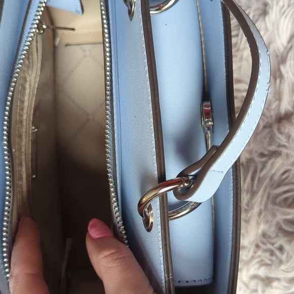 ❌ SOLD❌ SEE NEW LISTING TikTok Viral 🎥 Steve Madden Bevelyn Bag, Blue Glaze - Picture 5 of 9